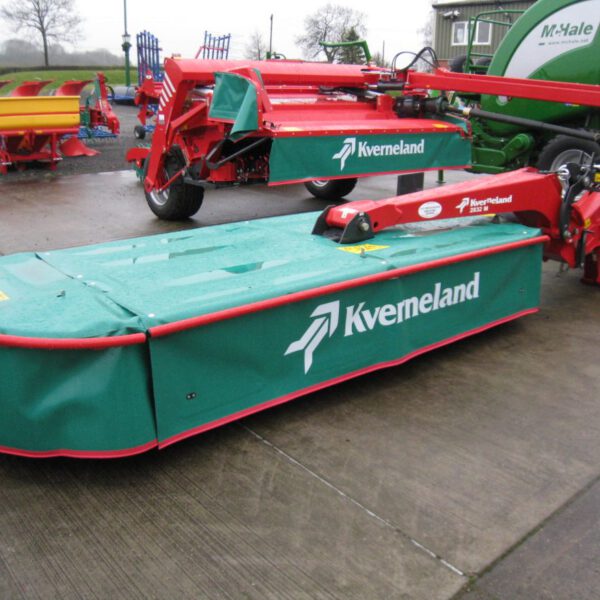 Kverneland 2832 M
