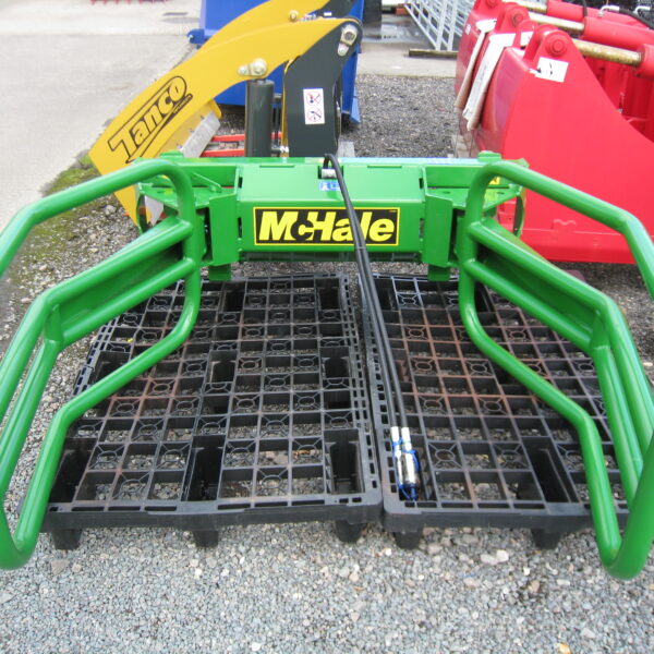 McHale R5 Bale Squeeze