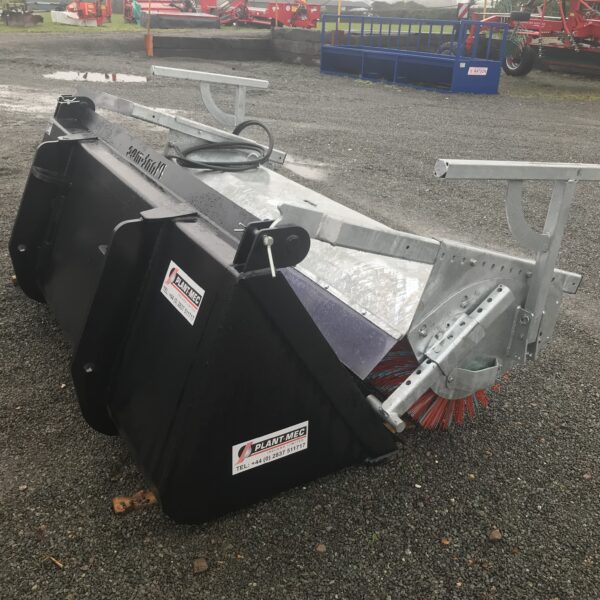 Plant-Mec Bucket Brush