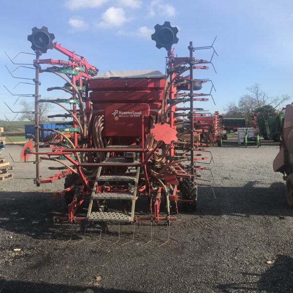 Kverneland Drill